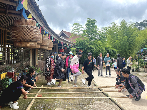 夏日旅游熱1.jpg