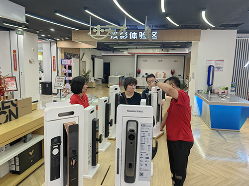 居家適老化改造讓養(yǎng)老變“享老”1.jpg