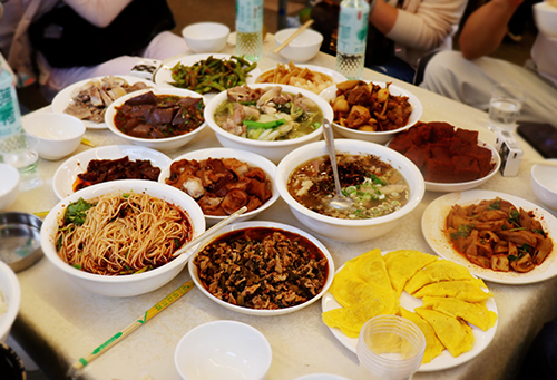 “美食 文體旅”助力玉溪服務消費.jpg