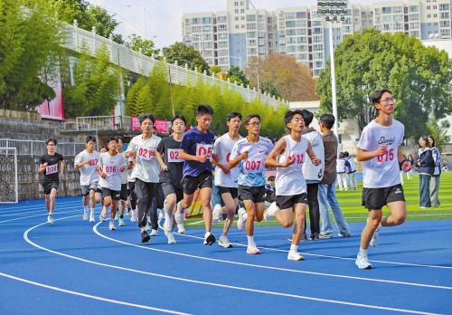 玉溪民中第三十四屆體育科技文化藝術節舉行.jpg