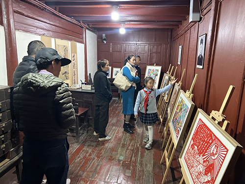 童繪家國夢 展現愛國情.jpg