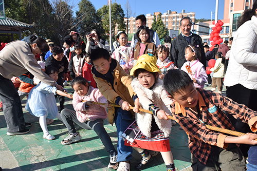 游園迎新春 年味滿家園.jpg