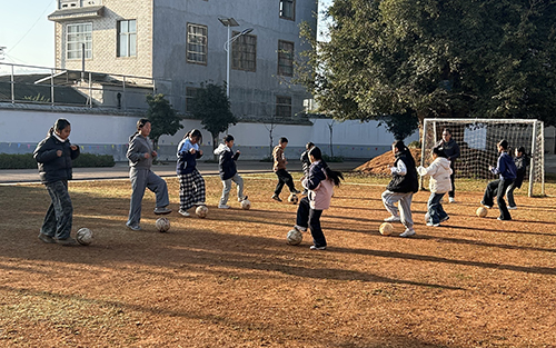 峨山縣小街中心小學寒假少年宮活動精彩紛呈.jpg 峨山縣小街中心小學寒假少年宮活動精彩紛呈.jpg