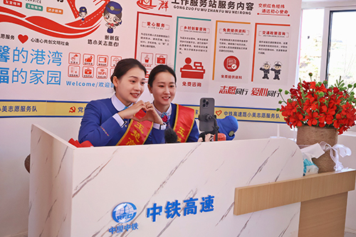 貼心服務彰顯菌鄉(xiāng)魅力.jpg