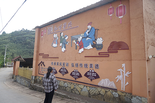 紅白理事會(huì)引領(lǐng)新風(fēng)尚 移風(fēng)易俗浸潤(rùn)和美鄉(xiāng)村.jpg
