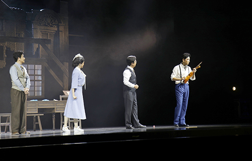 一曲花燈傳雅韻 千般絕藝潤滇中.jpg